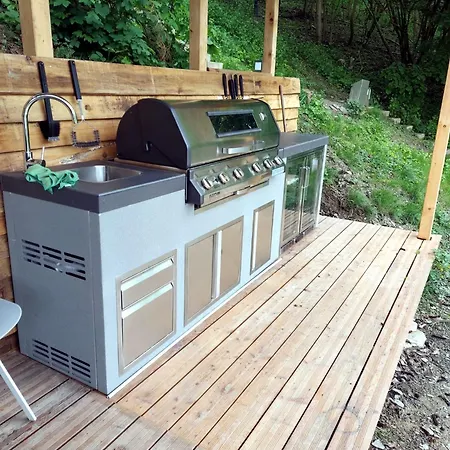 Exclusives Waldhaus Zum Gechillten Hirsch - Komplett ترابن ترارباخ
