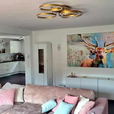 Exclusives Waldhaus Zum Gechillten Hirsch - Komplett *