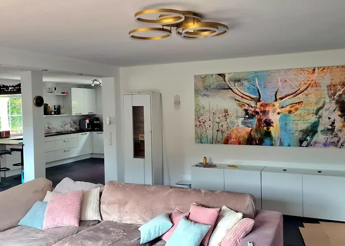 Exclusives Waldhaus Zum Gechillten Hirsch - Komplett *