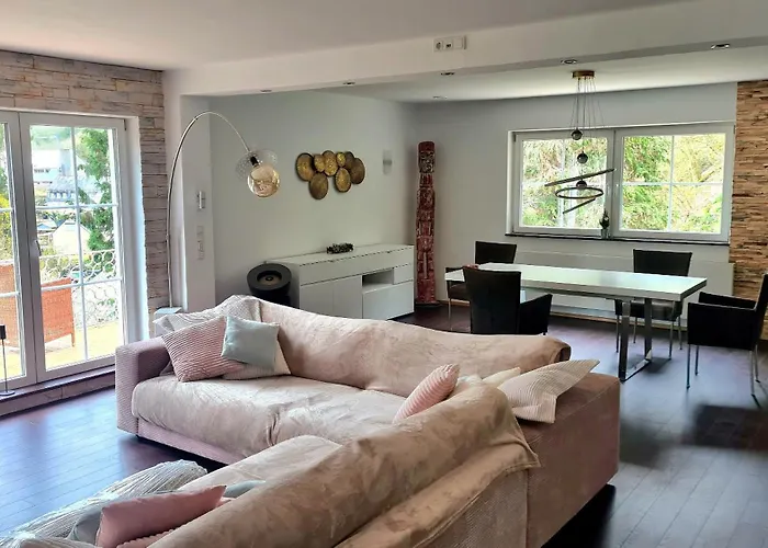 Exclusives Waldhaus Zum Gechillten Hirsch - Komplett *