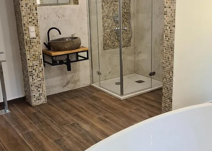 Exclusives Waldhaus Zum Gechillten Hirsch - Komplett 公寓